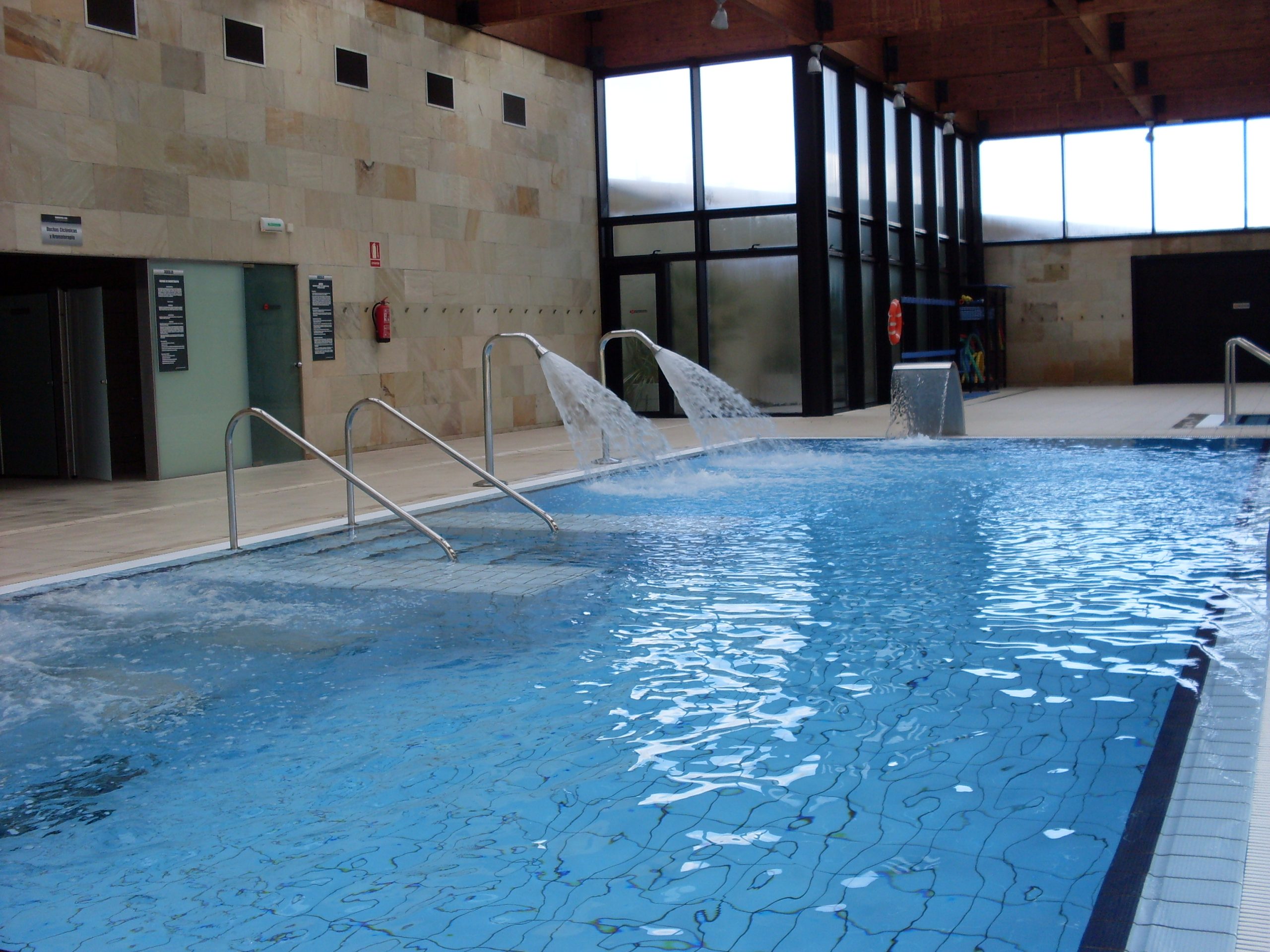 Complejo Aqualar Ayuntamiento De Lardero